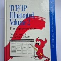 Buch TCP/IP Illustrated Band 2 The Implementation Gary R. Wright & W. Richard Stevens – Bild 2