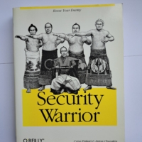 Buch Security Warrior by Cyrus Peikari, Anton Chuvakin Released January 2004 – Bild 2